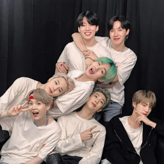 گفتگو با گروه BTS